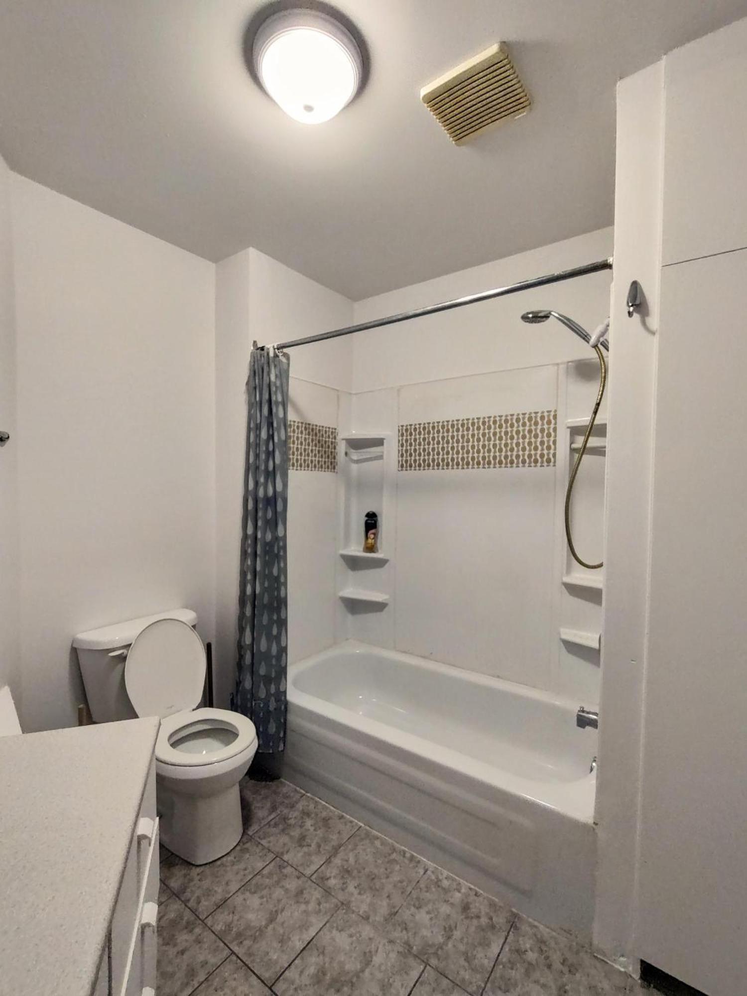 Welcome To Airbnb Saint-Jean-sur-Richelieu Zewnętrze zdjęcie