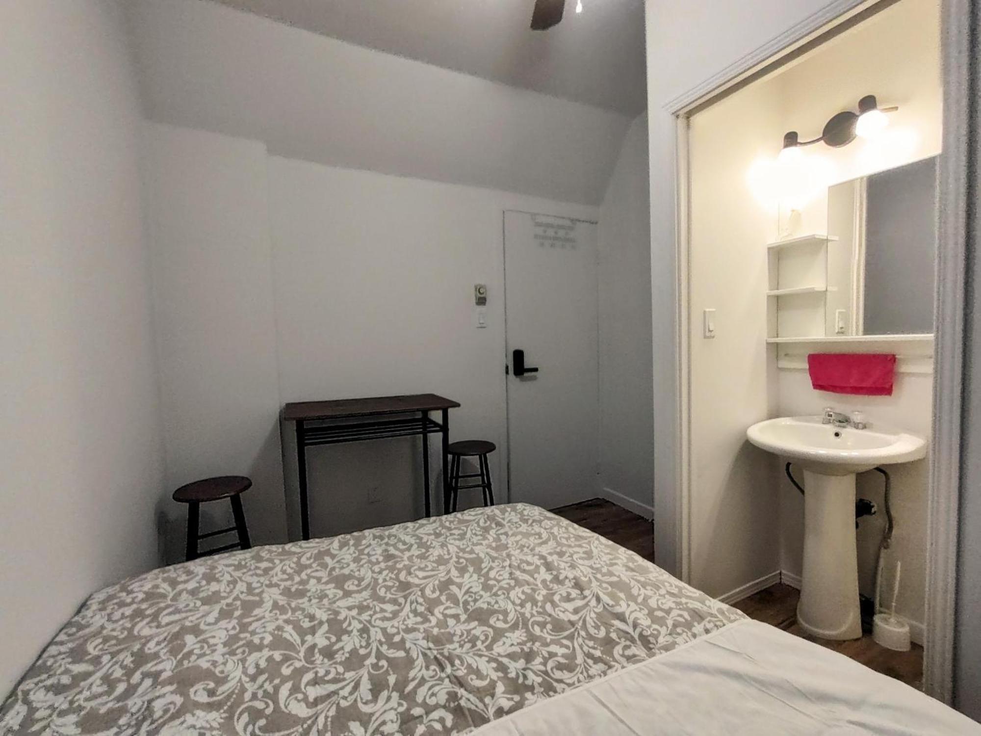 Welcome To Airbnb Saint-Jean-sur-Richelieu Zewnętrze zdjęcie