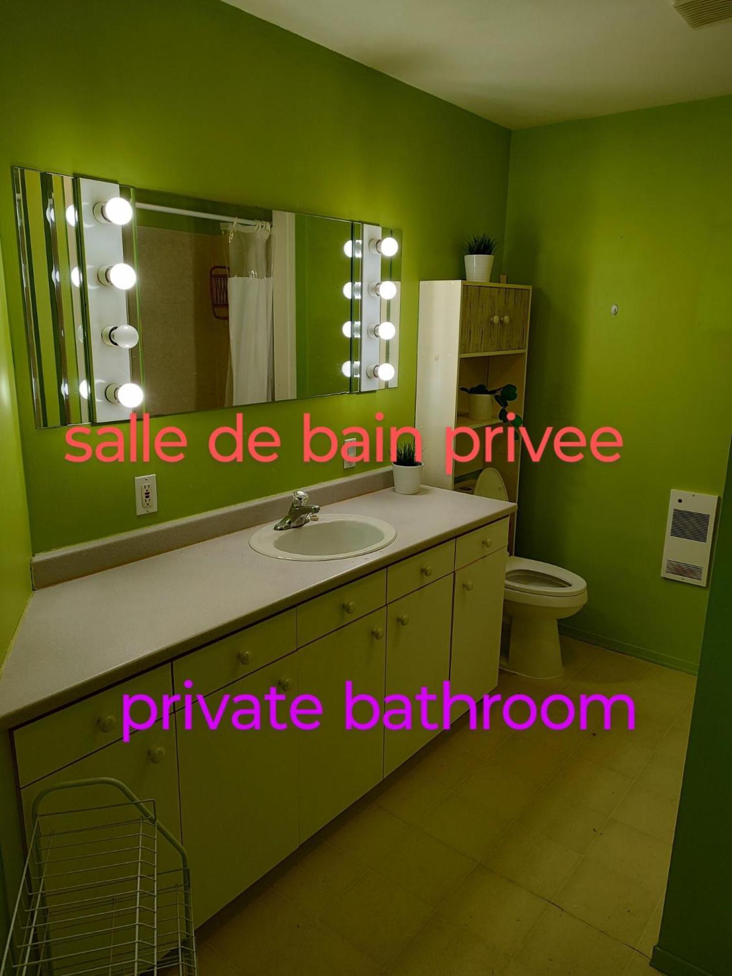 Welcome To Airbnb Saint-Jean-sur-Richelieu Pokój zdjęcie