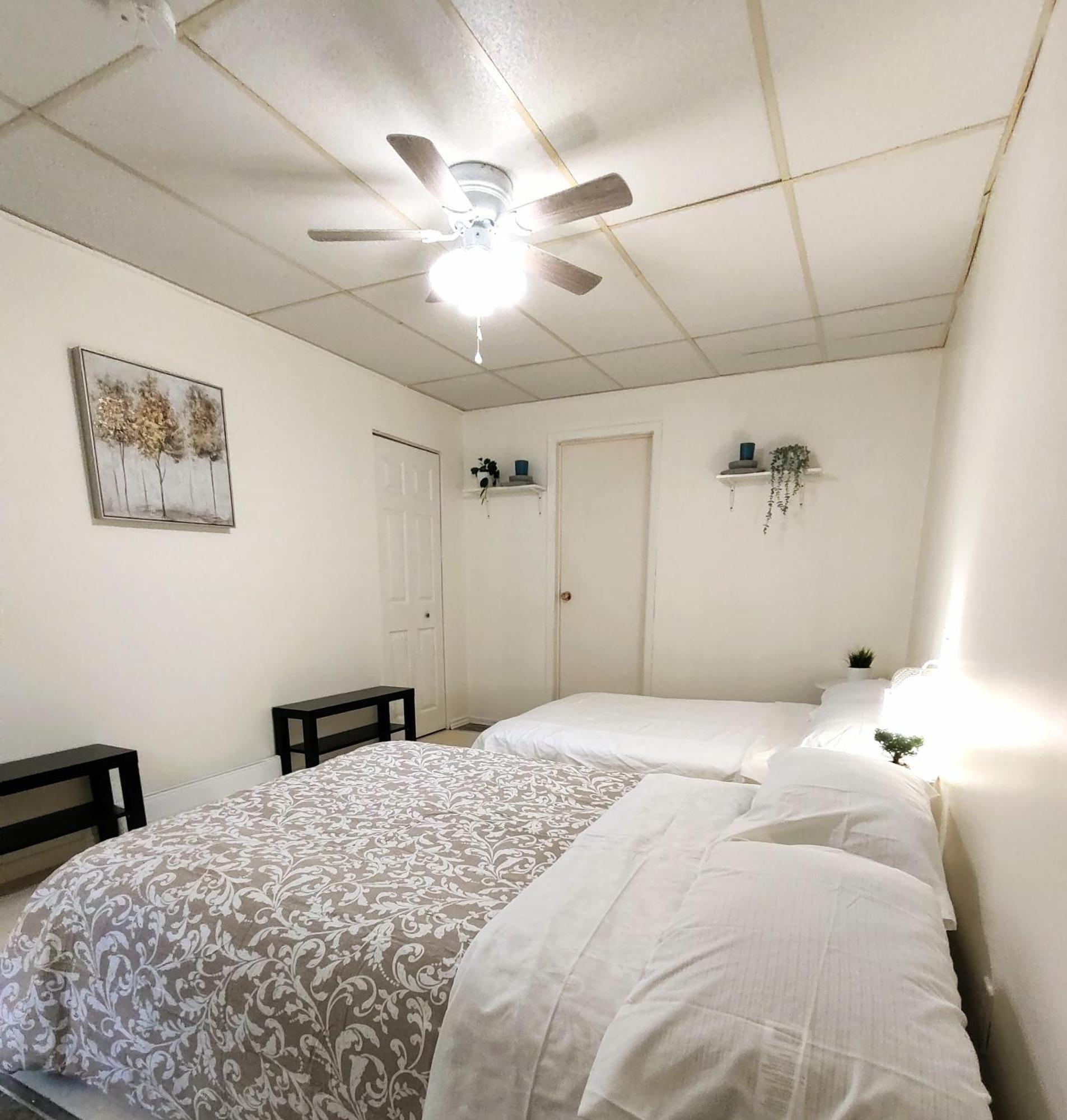 Welcome To Airbnb Saint-Jean-sur-Richelieu Pokój zdjęcie